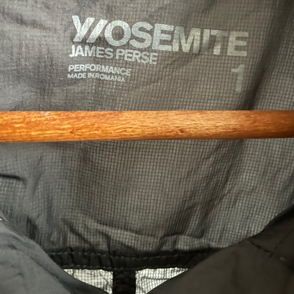 Yosemite James Perse Performance Lightweight Hood… - image 7